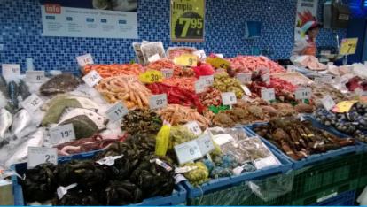 Meerestiere im Supermarkt 